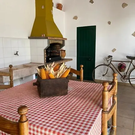 Quinta Dos Avos Guest house